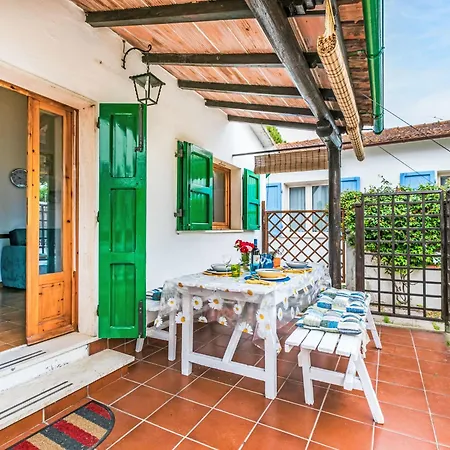 La By Interhome Mazzanta