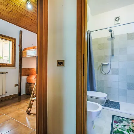 Dom wakacyjny La By Interhome